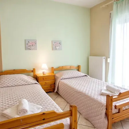 Holiday home Ideal Family Nea Peramos (Macedonia)